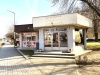 Eladó üzlethelyiség Újfehértó, 47m2