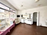 Újfehértó Üzlethelyiség