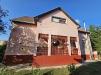 Újfehértó Családi ház