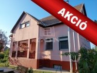 For sale family house Újfehértó, 106m2