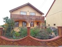 For sale family house Újfehértó, 102m2