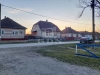 Görbeháza Családi ház