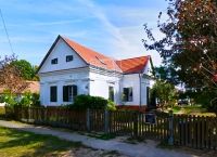 Kisbajom Családi ház