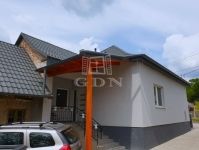 Tabajd Családi ház