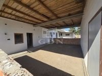 Vaskút Üzlethelyiség