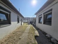 Vaskút Üzlethelyiség