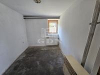 Vaskút Üzlethelyiség