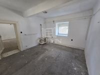 Vaskút Üzlethelyiség