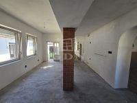 Vaskút Üzlethelyiség