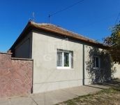 Eladó családi ház Baja, 75m2