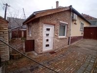 Eladó családi ház Baja, 90m2
