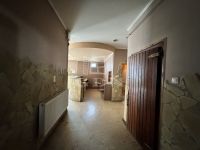 Nagybaracska Üzlethelyiség