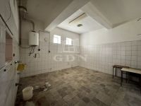 Nagybaracska Üzlethelyiség