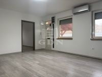 Eladó lakás (téglaépítésű) Isaszeg, 67m2