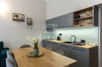 Eladó lakás (téglaépítésű) Budapest VI. kerület, 28m2