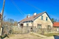 Vânzare casa familiala Szentlőrinckáta, 204m2