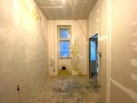 Eladó lakás (téglaépítésű) Budapest VI. kerület, 29m2