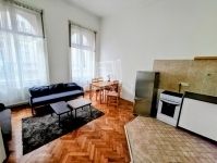 Eladó lakás (téglaépítésű) Budapest VI. kerület, 53m2