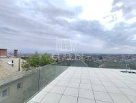 Budapest XI. kerület 公寓房（砖头）