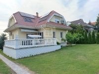 Eladó családi ház Fót, 220m2