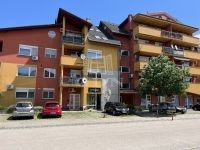 Eladó üzlethelyiség Szigetszentmiklós, 247m2