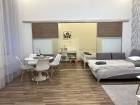 Budapest V. kerület Lakás (téglaépítésű)