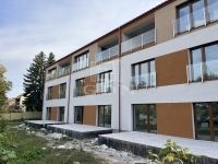 Eladó lakás (téglaépítésű) Kiskunlacháza, 77m2