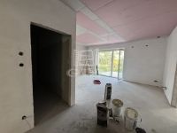 Kiskunlacháza Lakás (téglaépítésű)