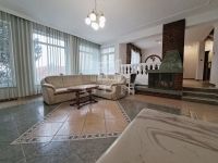 închiriere duplex Miskolc, 190m2