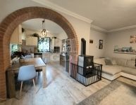 Szigetmonostor Családi ház