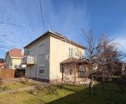 Vânzare casa familiala Érd, 140m2