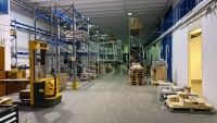 Kiadó raktár Törökbálint, 1700m2