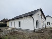 Baracska Családi ház