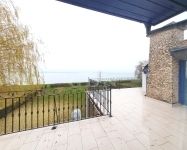 Eladó családi ház Balatonakali, 300m2