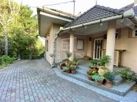 Eladó családi ház Érd, 220m2