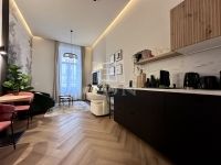 Budapest VI. kerület Flat (brick)