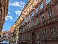 Eladó lakás (téglaépítésű) Budapest VIII. kerület, 113m2