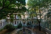 Eladó lakás (téglaépítésű) Budapest VI. kerület, 60m2