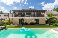 Eladó nyaraló Balatonföldvár, 300m2