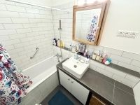 Budapest II. kerület Lakás (csúsztatott zsalu)