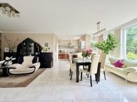 Szentendre Kastély, kúria