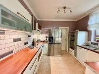 Szentendre Kastély, kúria