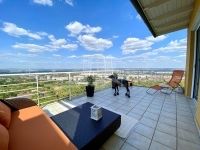 Eladó lakás (téglaépítésű) Budapest II. kerület, 135m2