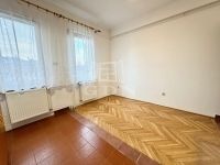 Budapest III. kerület Lakás (téglaépítésű)