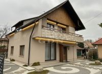 Eladó lakás (téglaépítésű) Veresegyház, 62m2