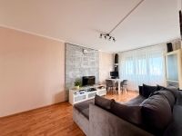 Eladó lakás (panel) Budapest III. kerület, 67m2