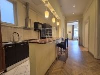 Продается квартира (кирпичная) Budapest VI. mикрорайон, 127m2