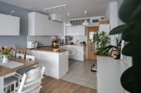 Eladó lakás (téglaépítésű) Budapest XXI. kerület, 70m2