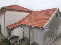 Enying Üzlethelyiség