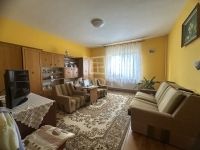 Lesenceistvánd Családi ház